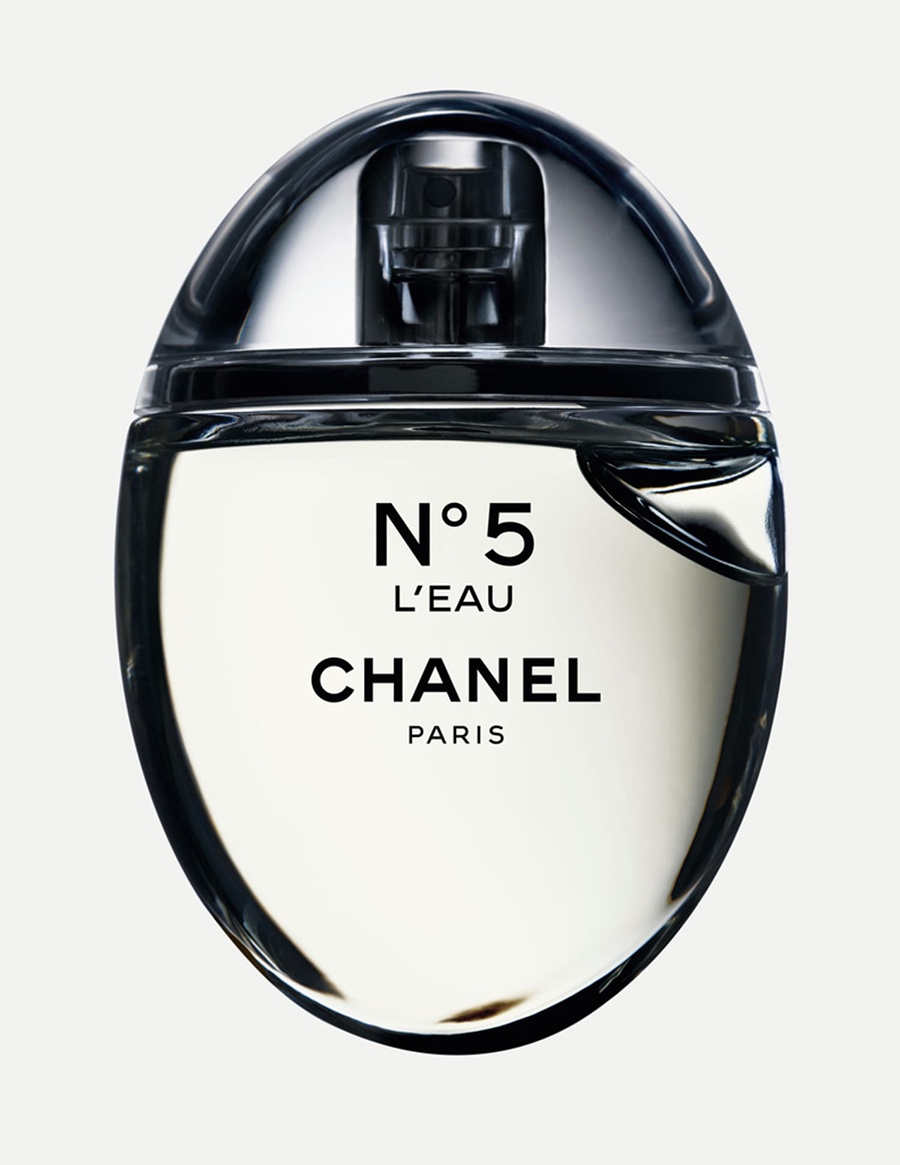 Le nouveau design du mythique N°5 L’Eau de Chanel